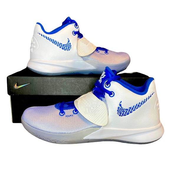 Nike Other - NWT Nike Kyrie Flytrap 3 Basketball Shoes Size 8